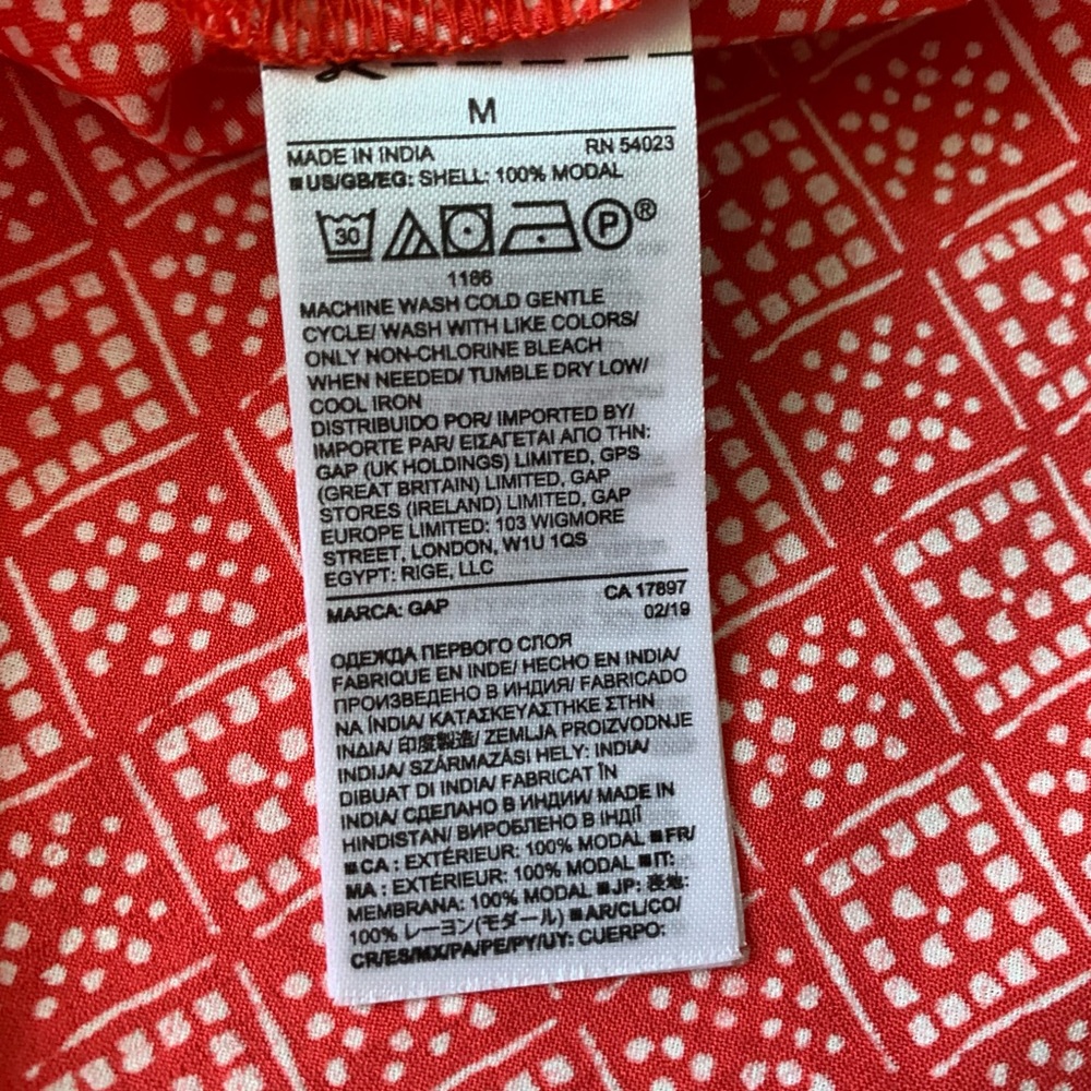 GAP Tank Top NWT - Picture 3 of 3